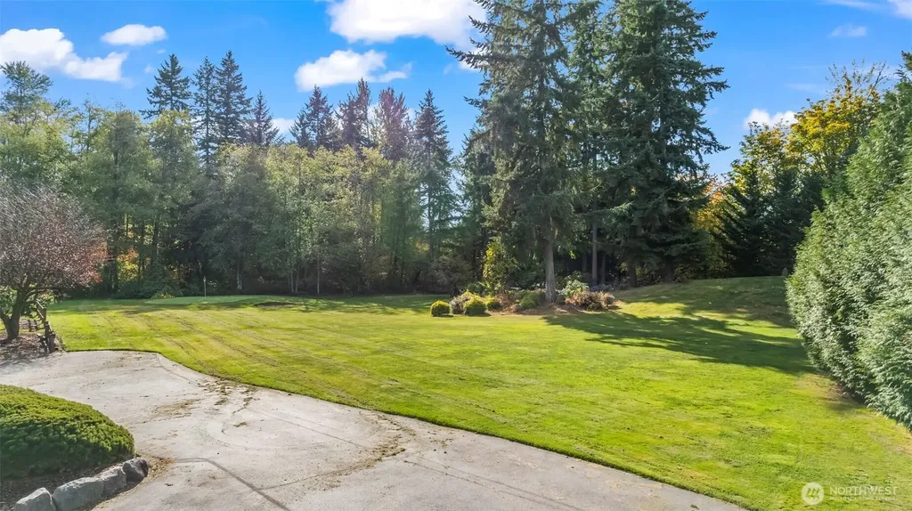 13728 96th Avenue E Puyallup WA 98373