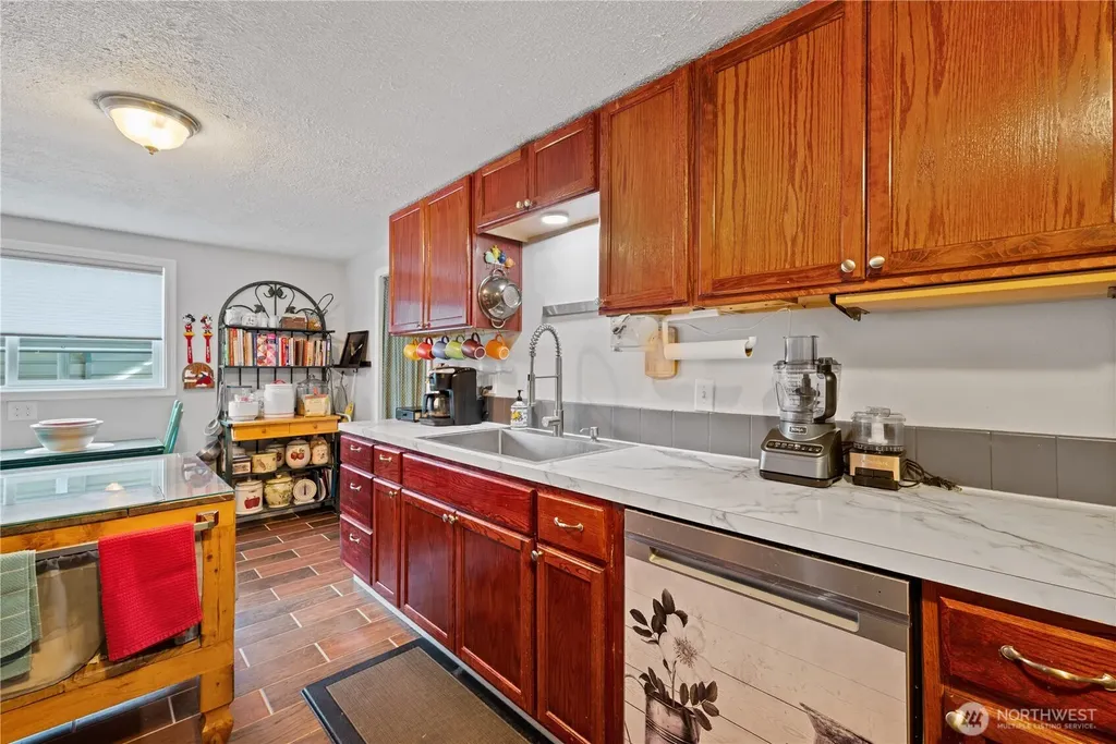 722 SW 2nd Avenue Castle Rock WA 98611