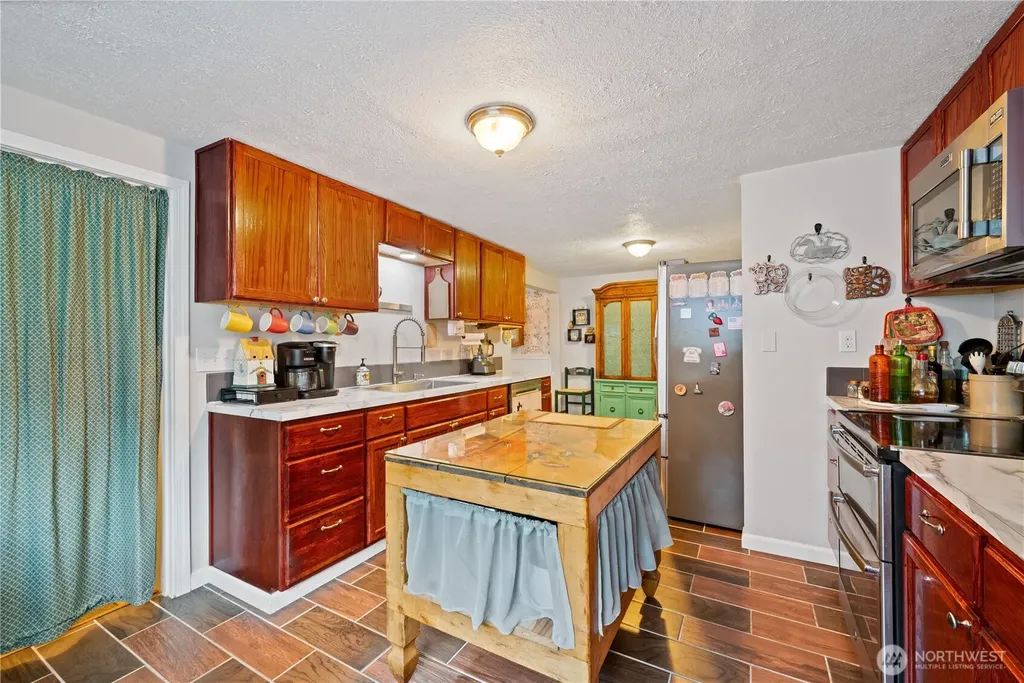 722 SW 2nd Avenue Castle Rock WA 98611