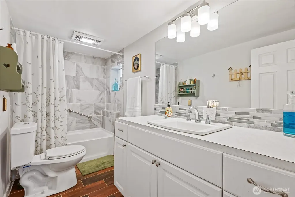 722 SW 2nd Avenue Castle Rock WA 98611