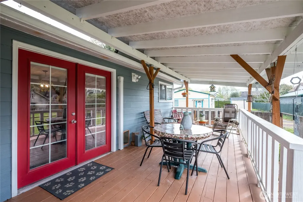 722 SW 2nd Avenue Castle Rock WA 98611