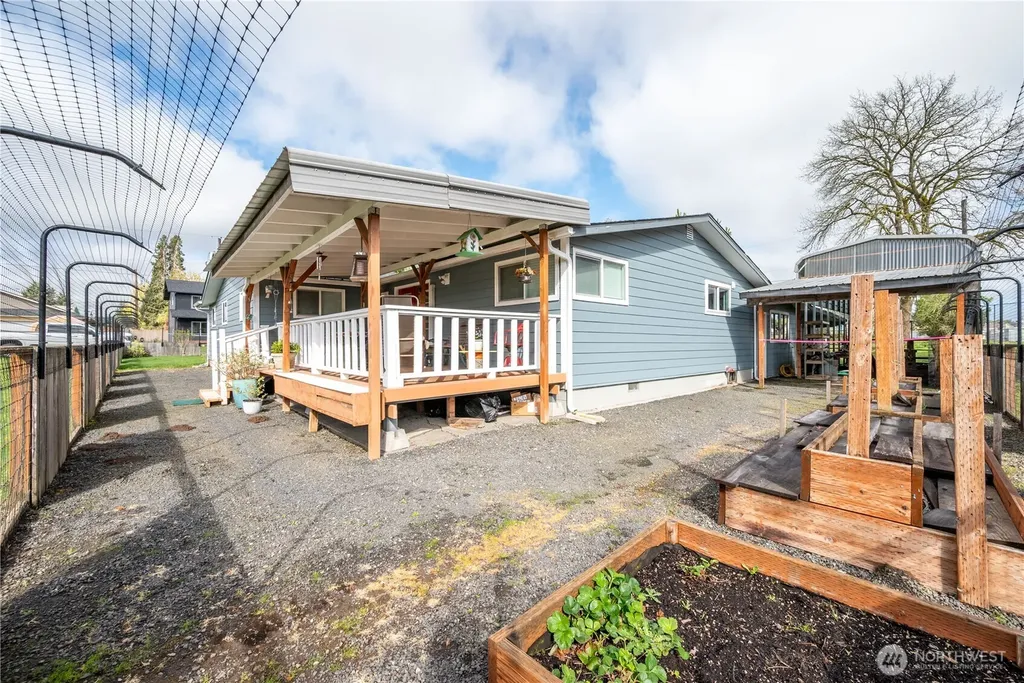 722 SW 2nd Avenue Castle Rock WA 98611