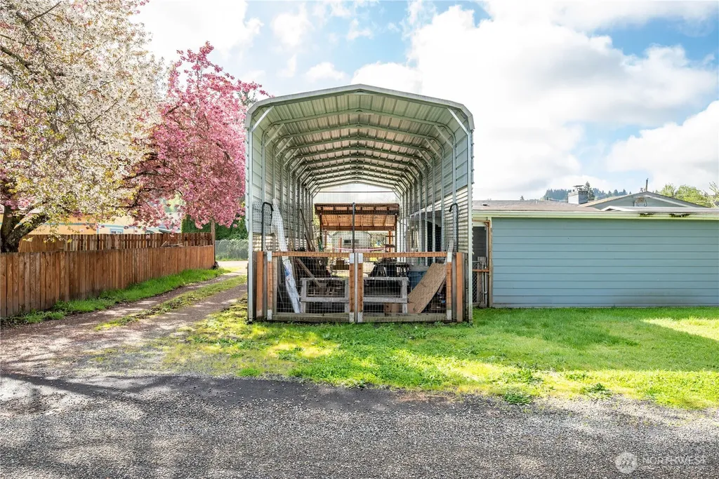 722 SW 2nd Avenue Castle Rock WA 98611