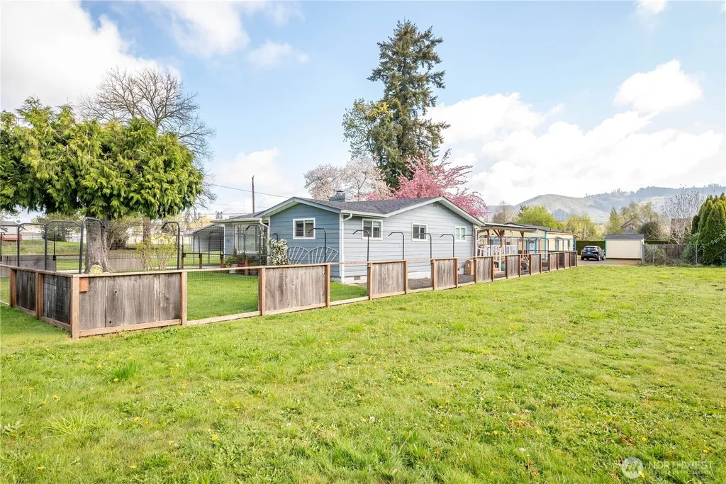 722 SW 2nd Avenue Castle Rock WA 98611