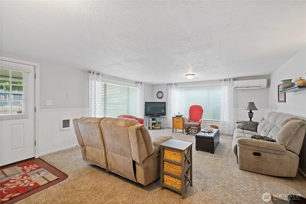 722 SW 2nd Avenue Castle Rock WA 98611