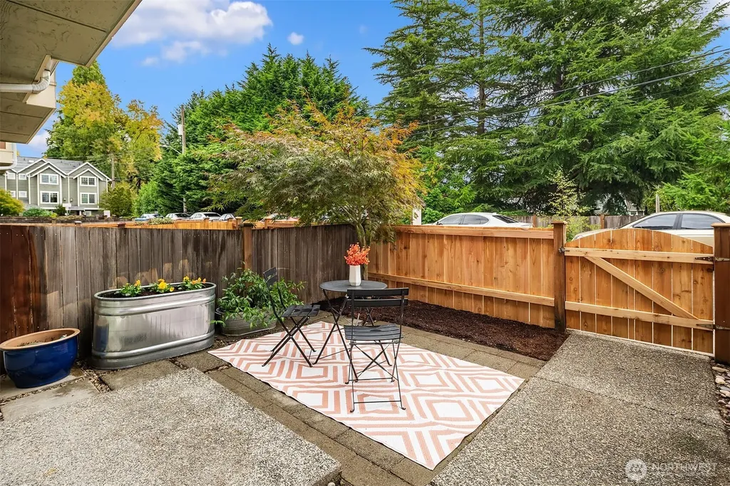 12317 10th Place NE Seattle WA 98125