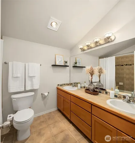 12317 10th Place NE Seattle WA 98125