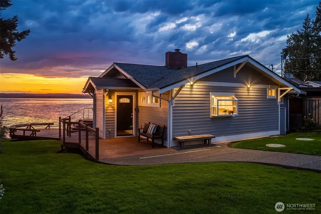 19312 Soundview Drive NW Stanwood WA 98292