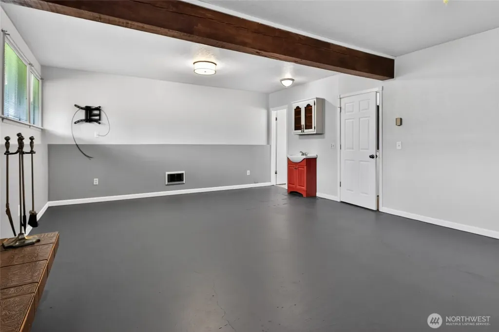 313 W 14th Street Port Angeles WA 98362