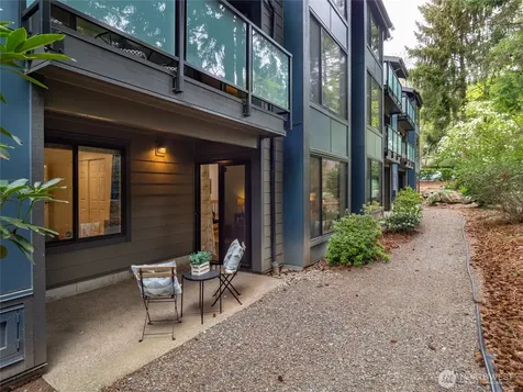 1819 N 107th Street Seattle WA 98133