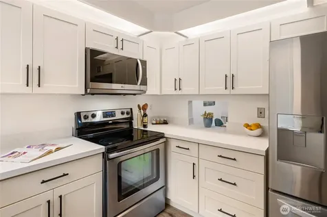 1819 N 107th Street Seattle WA 98133