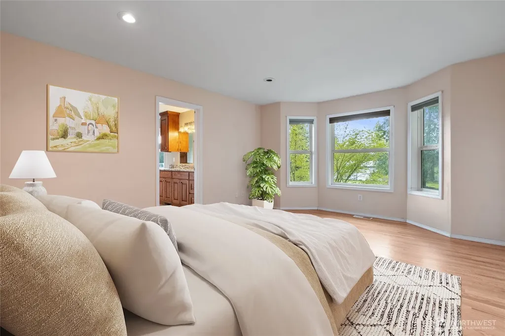 351 Salmon Creek Road Toledo WA 98591