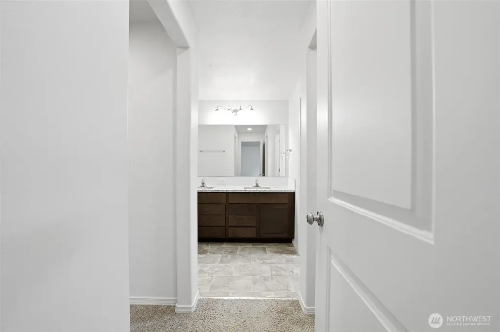 1032 W Sequoia Road Moses Lake WA 98837
