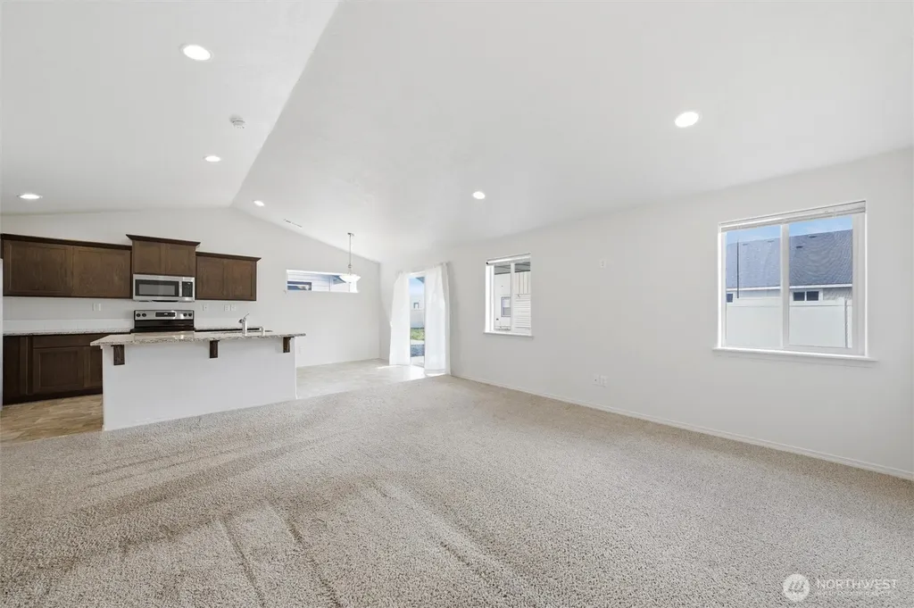 1032 W Sequoia Road Moses Lake WA 98837