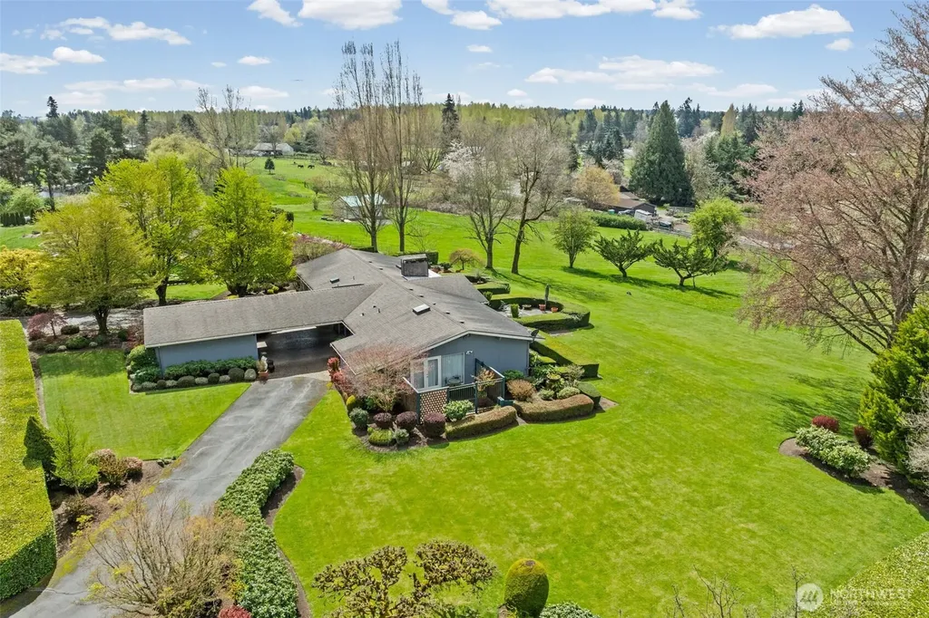 37627 165th Avenue SE Auburn WA 98092