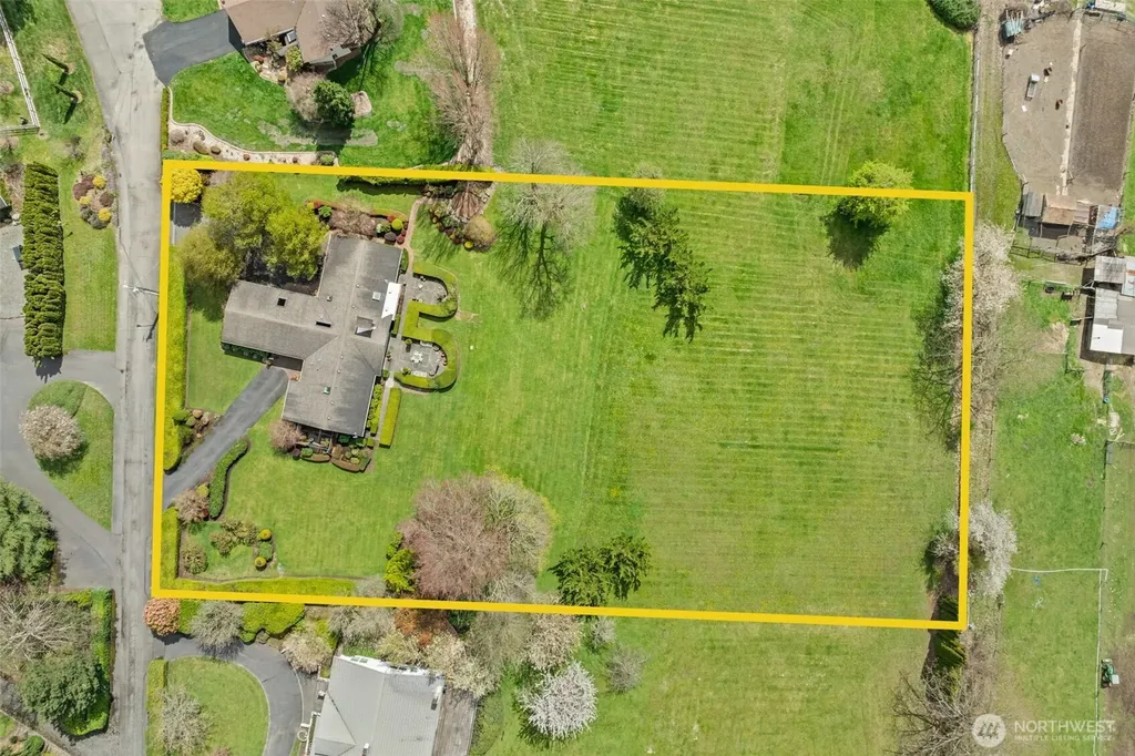 37627 165th Avenue SE Auburn WA 98092