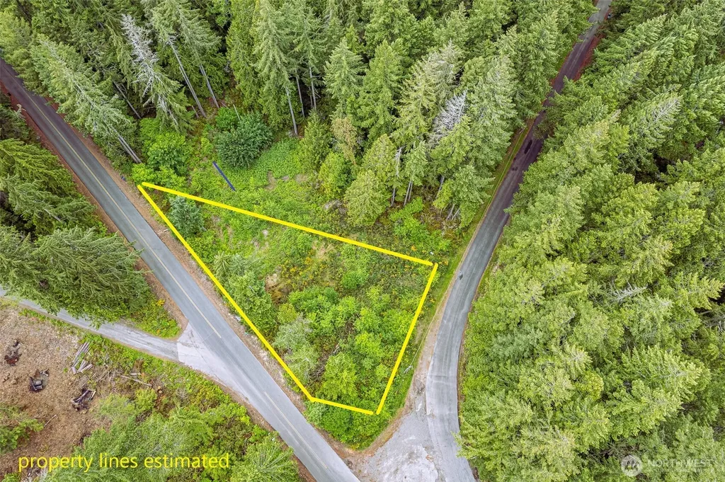 811 Herron Road NW Lakebay WA 98349