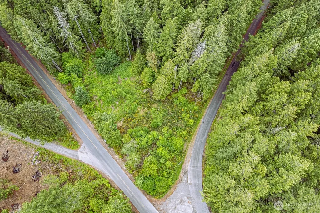 811 Herron Road NW Lakebay WA 98349