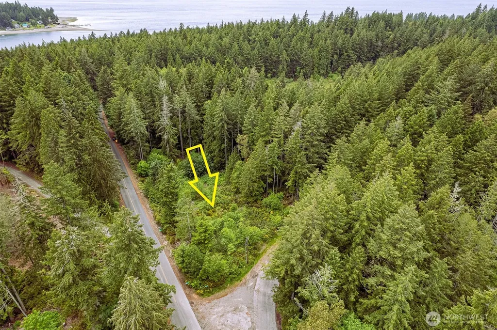 811 Herron Road NW Lakebay WA 98349