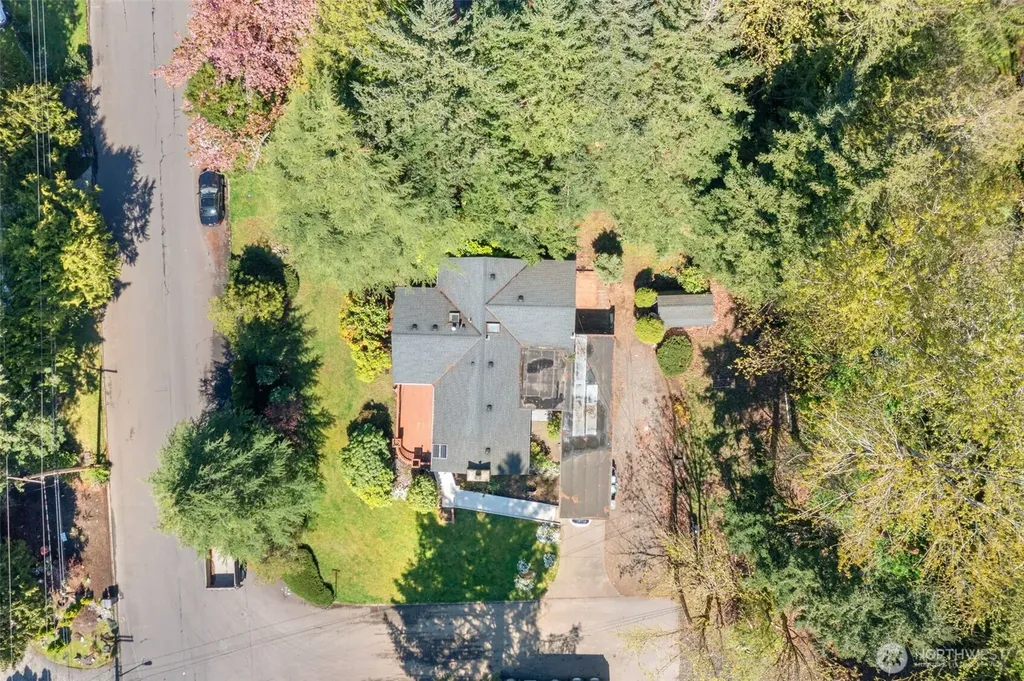 12604 109th Place Kirkland WA 98033