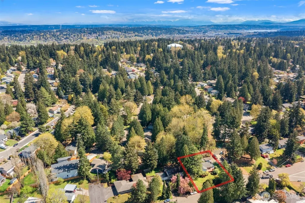 12604 109th Place Kirkland WA 98033