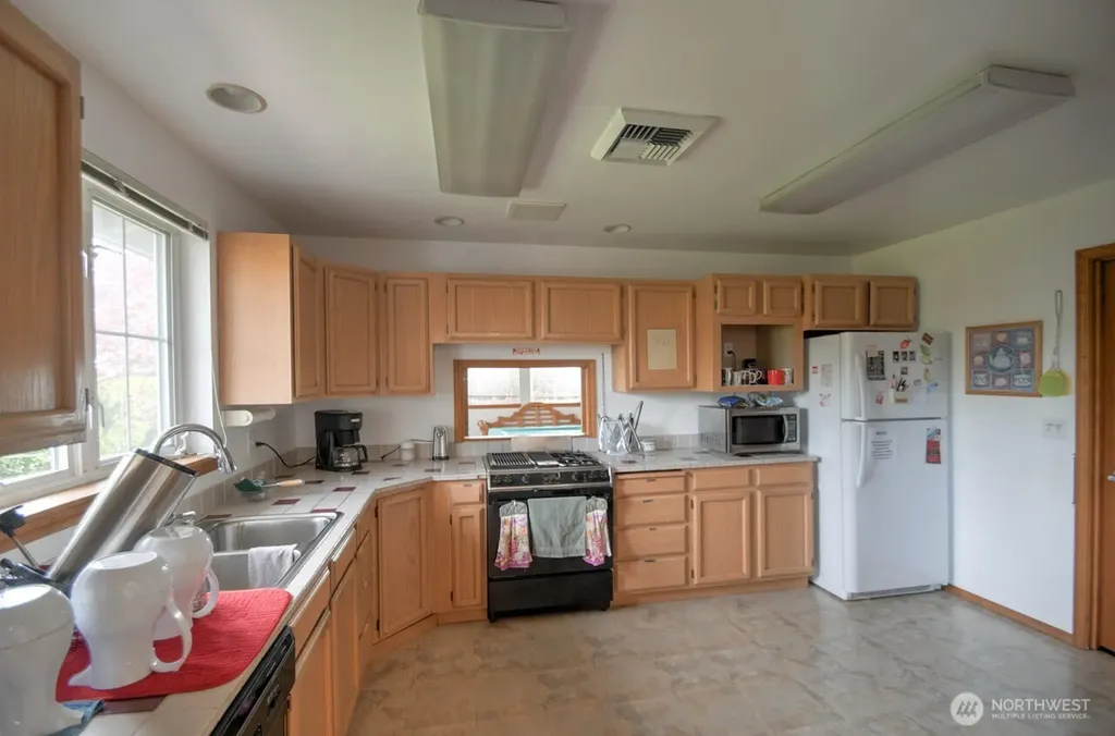 5088 W Gray Sea Eagle Lane SW Olympia WA 98512
