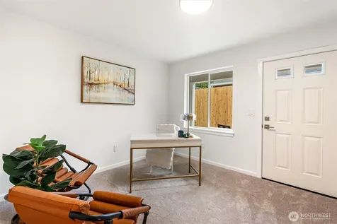 2417 Harrison Avenue Everett WA 98201
