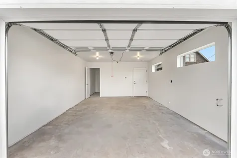 2417 Harrison Avenue Everett WA 98201