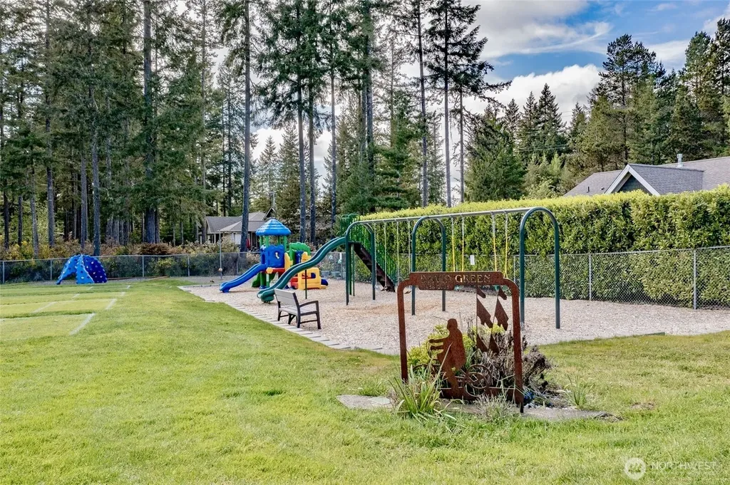 18 E Flaggwood Court Union WA 98592