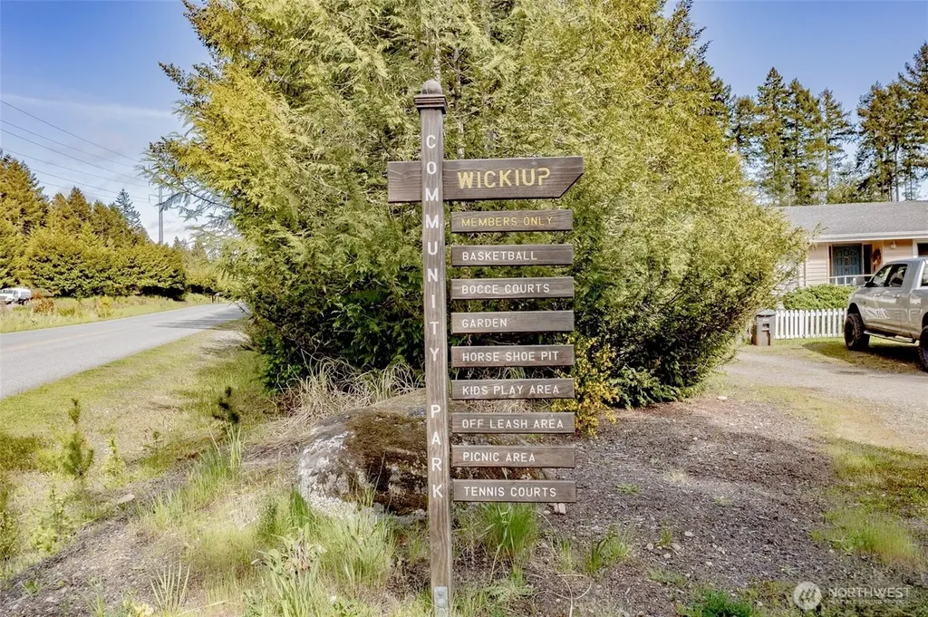 18 E Flaggwood Court Union WA 98592