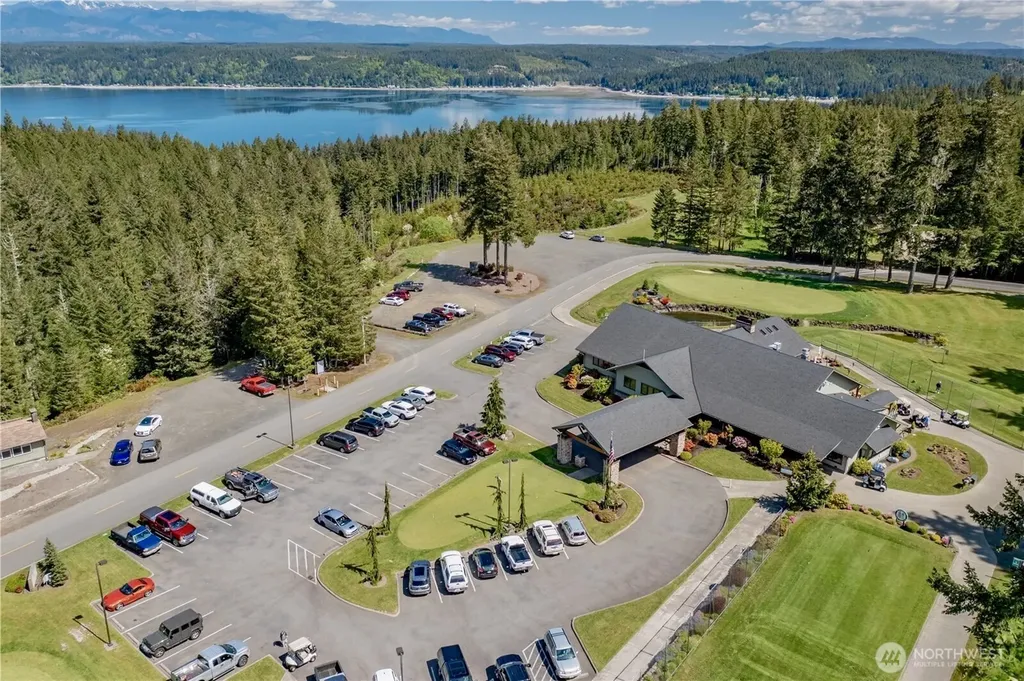 18 E Flaggwood Court Union WA 98592
