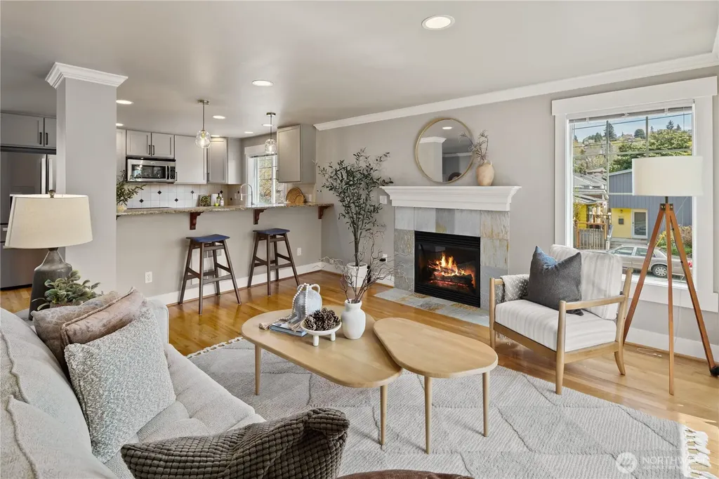 5015 8th Avenue NW Seattle WA 98107