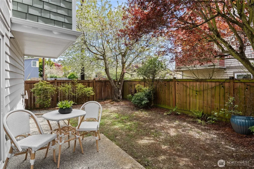 5015 8th Avenue NW Seattle WA 98107