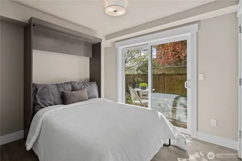 5015 8th Avenue NW Seattle WA 98107