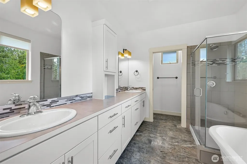 1167 Creekwood Lane Bellingham WA 98229