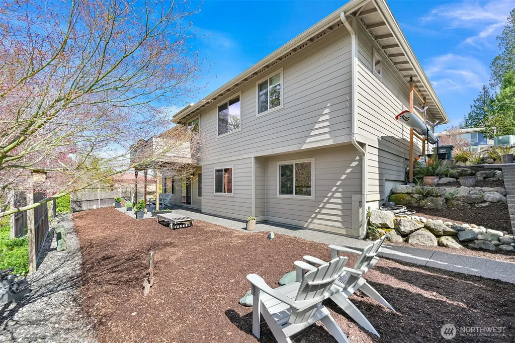 1167 Creekwood Lane Bellingham WA 98229