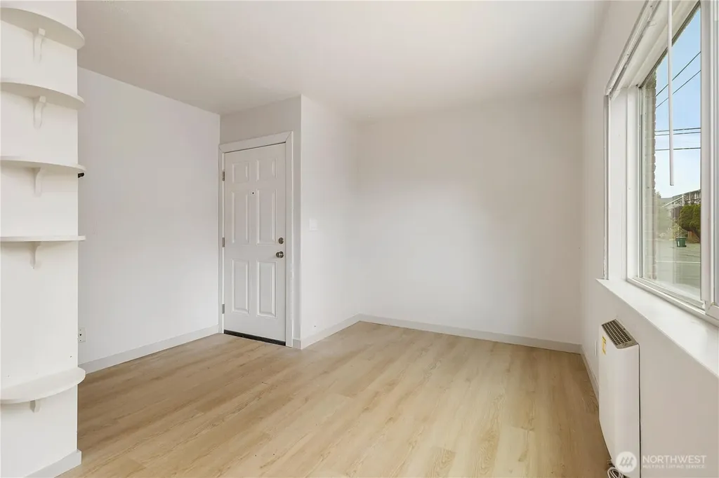 7618 Greenwood Avenue N Seattle WA 98103