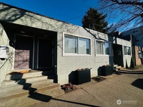 7618 Greenwood Avenue N Seattle WA 98103