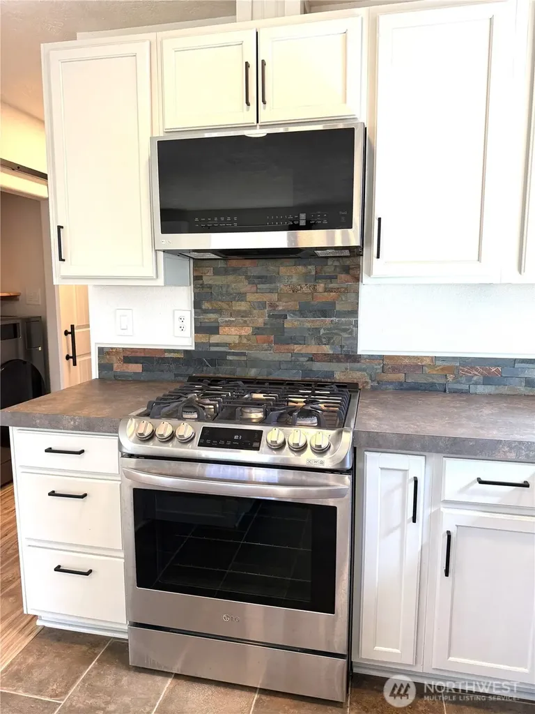 811 346th Place Ocean Park WA 98640