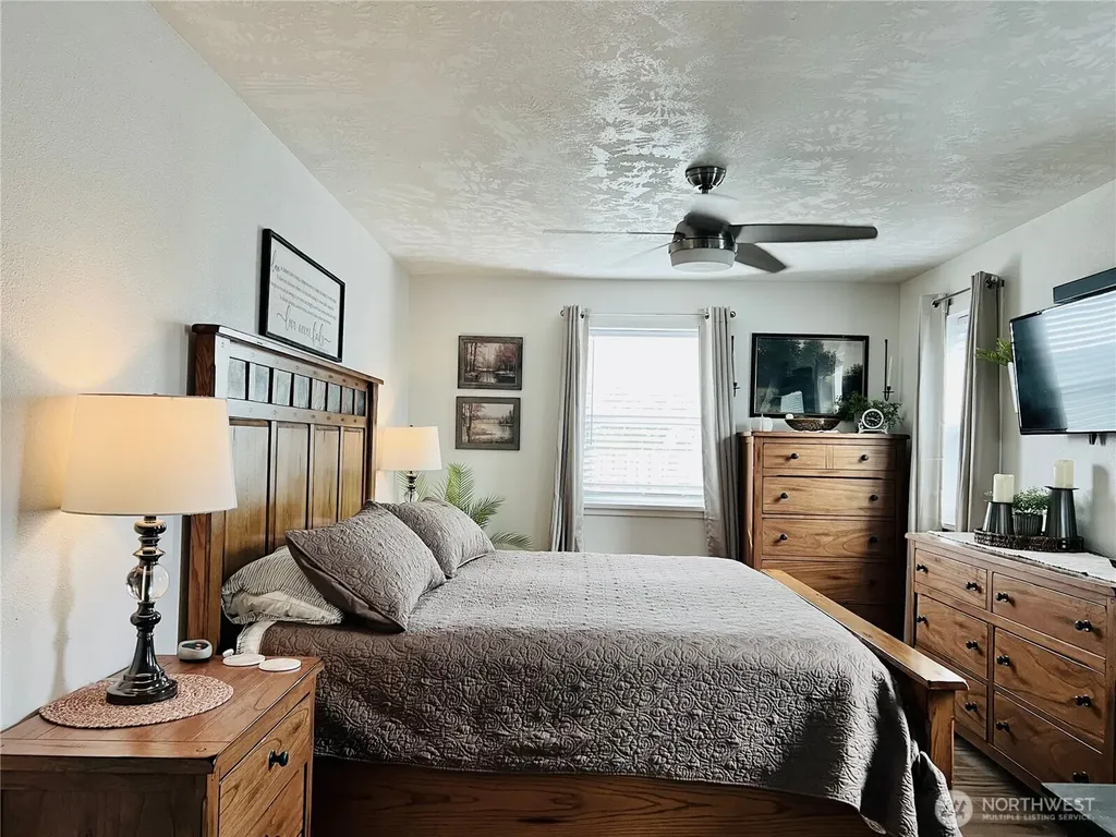 811 346th Place Ocean Park WA 98640