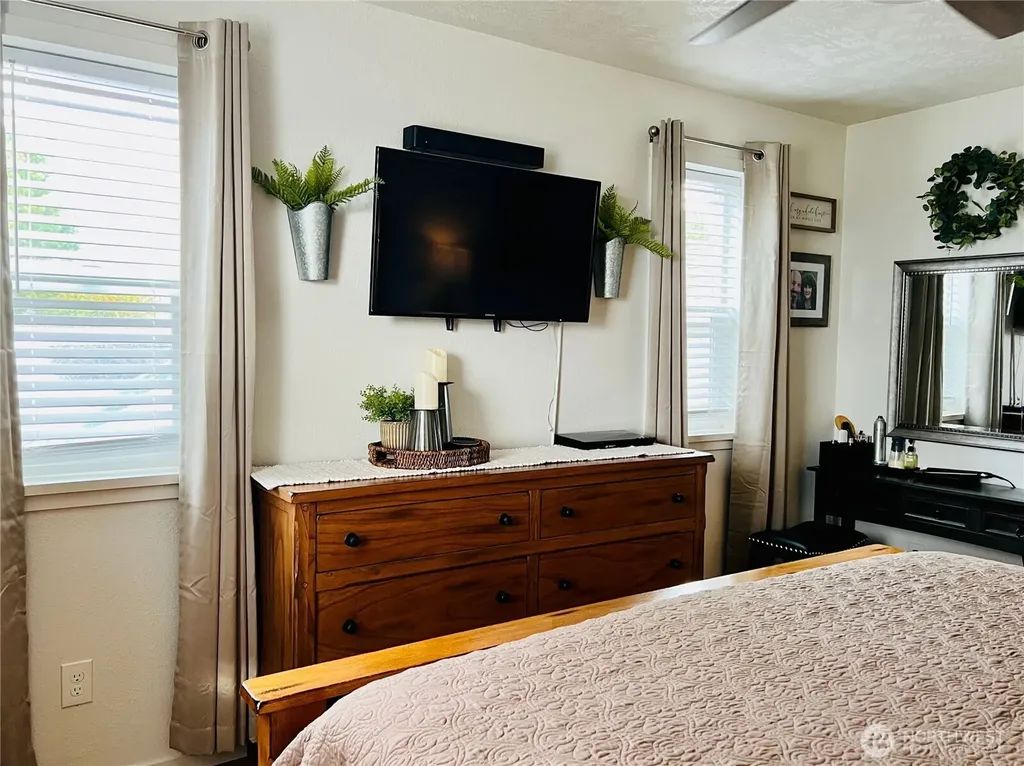 811 346th Place Ocean Park WA 98640