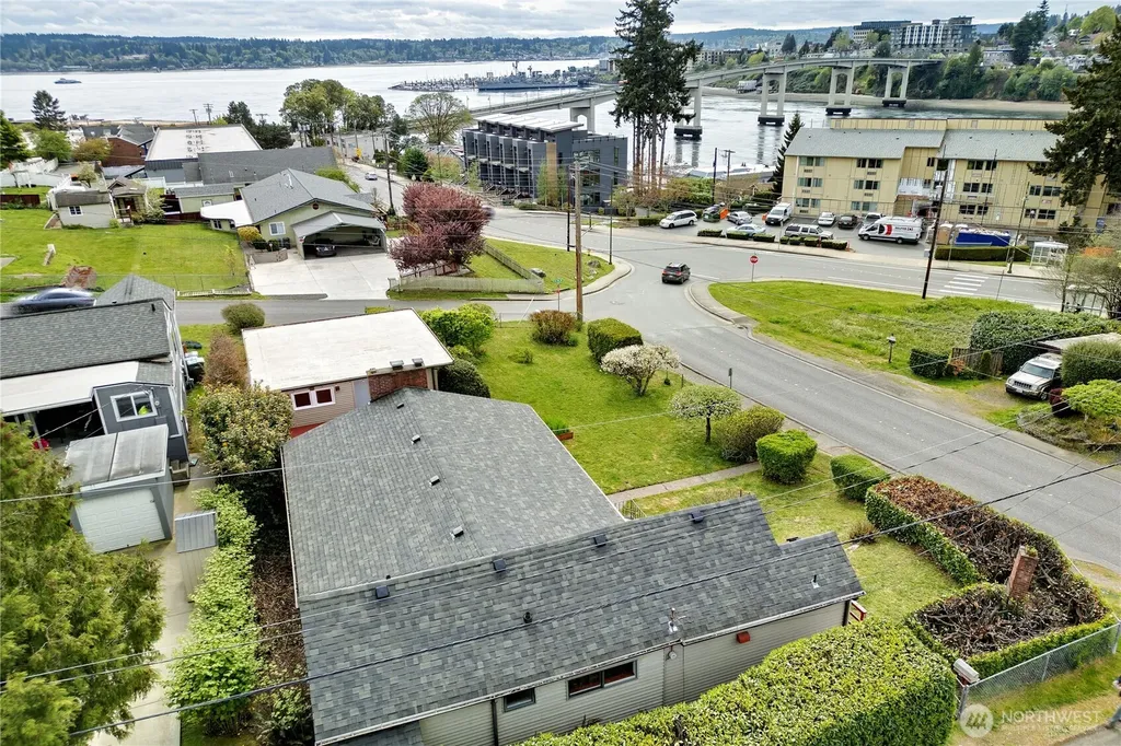 1408 Winfield Avenue Bremerton WA 98310