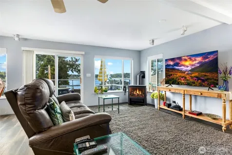7430 Hermosa Beach Road Tulalip WA 98271