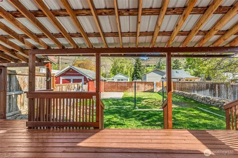 417 Cottage Avenue Cashmere WA 98815