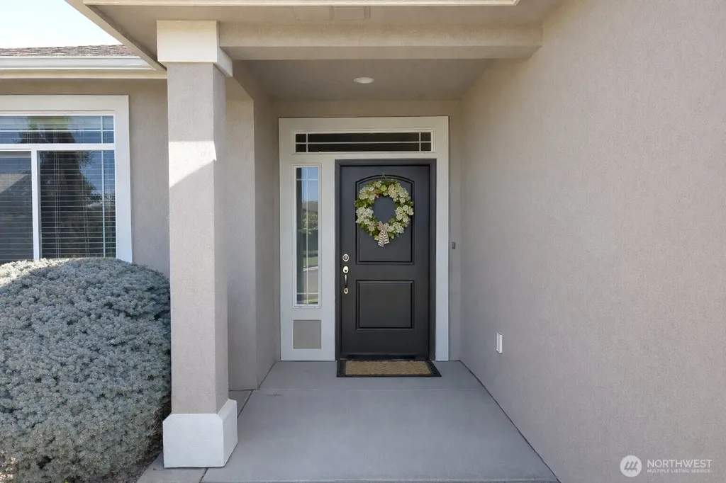 1747 Sunshine Avenue West Richland WA 99353
