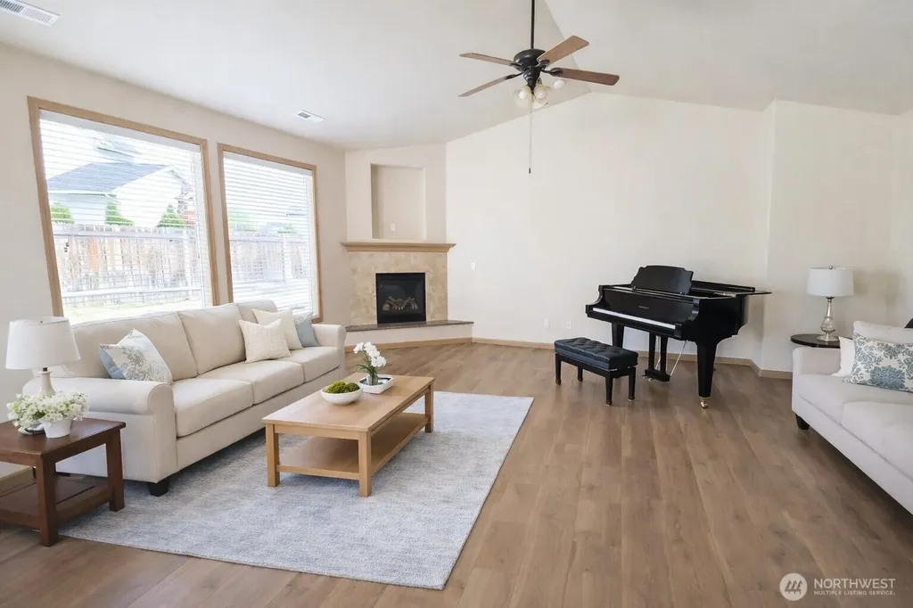 1747 Sunshine Avenue West Richland WA 99353
