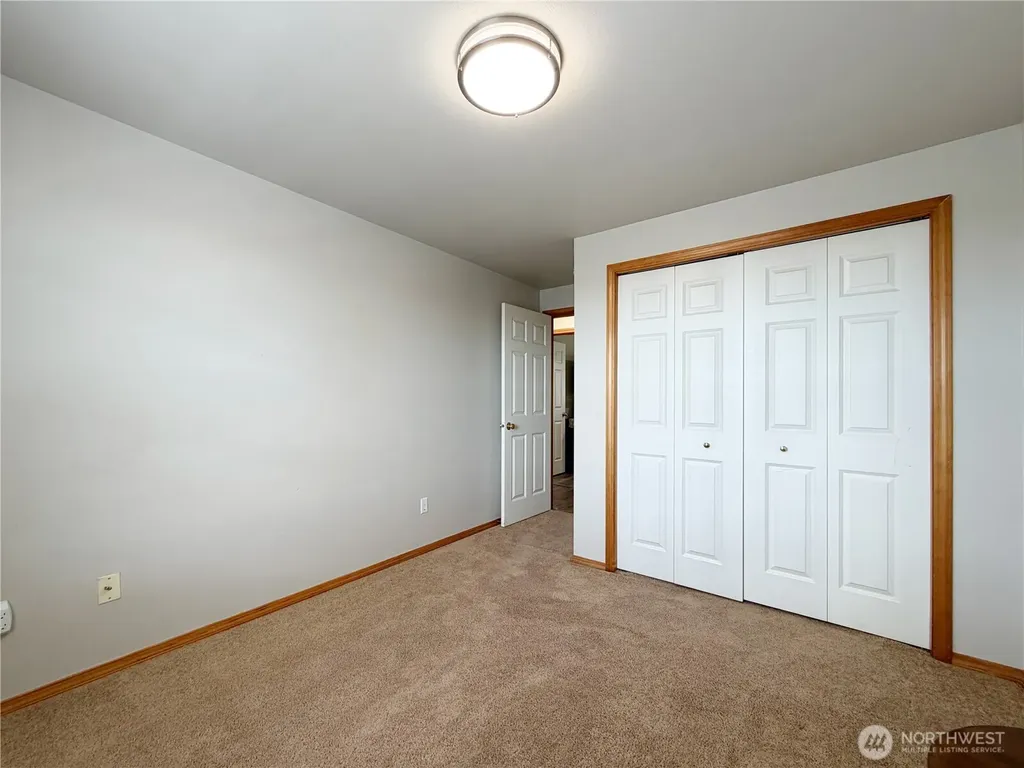 17615 Upland Drive Arlington WA 98223
