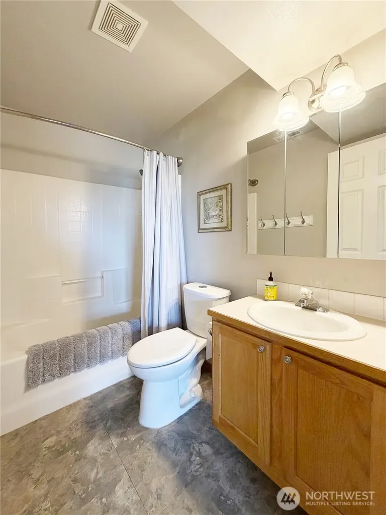 17615 Upland Drive Arlington WA 98223
