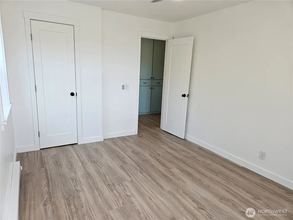 108 W 3rd Street Lind WA 99341
