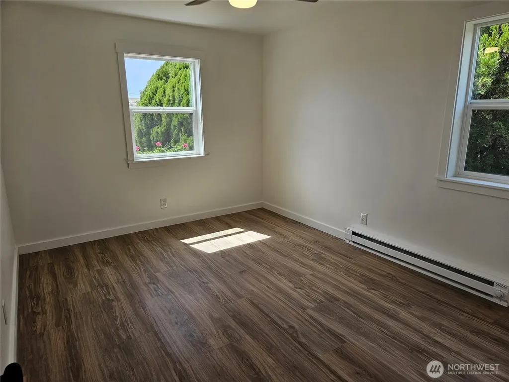 108 W 3rd Street Lind WA 99341